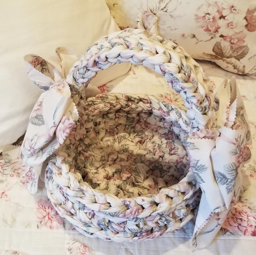 Fabric woven basket